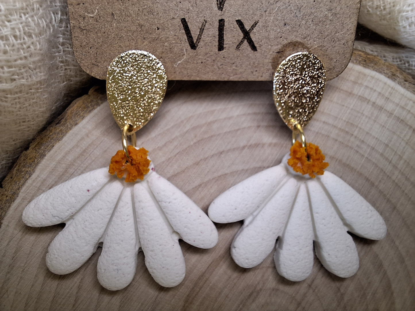 Handmade Polymer Clay White Daisy with glitter rosegold teardrop stud